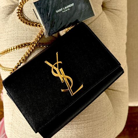 Saint Laurent Bags, Yves Saint Laurent Bags, Saint Laurent Paris, Luxury Makeup, Mini Bag, Yves Saint Laurent, New Color, Versace, Saint Laurent