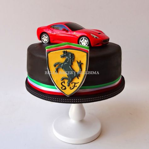 Ferrari Cakes For Men, Mustang Cookies, Ferrari Car Cake, Ferrari Birthday Cake, Car Cakes For Men, Car Cakes For Boys, Ferrari Cake, Cars Cake Design, Mango Desserts