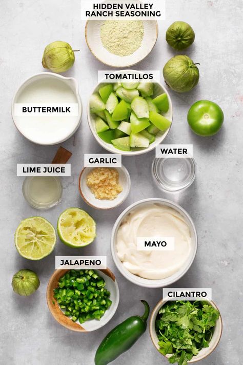 Cafe Rio Creamy Tomatillo Ranch Dressing - Creme De La Crumb Cafe Rio House Dressing Recipe, Cafe Rio Dressing Recipe, Creamy Tomatillo Sauce, Tomatillo Crema, Cafe Rio Ranch Dressing, Cafe Rio Green Sauce, Copycat Cafe Rio Dressing, Cafe Rio Sauce, Tomatillo Dressing Cafe Rio