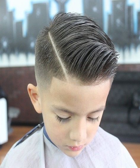 Top 10 Line Up Haircut – The Best Amongst Kids Hairstyles And Boy Haircuts 2019 Popular Boy Hairstyles, Cool Hairstyles For Boys, Boys Fade Haircut, Boys Haircut Styles, Kids Haircuts, Boys Hairstyles, 2017 Hair Trends, Soccer Hair, Boy Haircuts Short