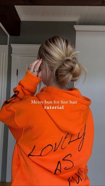 TORIE BLISS on Instagram: "Messy bun for fine hair 🧡🔥 Save & try Hoodie @hellbabes code “torielynnbliss”" How To Make Messy Bun, Hoodie Hairstyles, Messy Bun For Short Hair, Claw Clip Hairstyle, Clip Hairstyle, Hair Styels, Hairstyle Examples, Cute Buns, Short Hair Bun