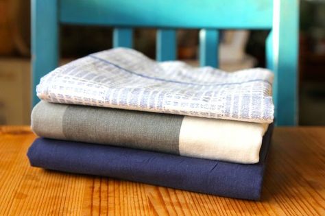 Fold a Pillowcase #organization Pillowcase Organization, Packing Hacks Clothes, Room Hacks, How To Fold, Linen Storage, Cleaning Storage, Folding Clothes, Trash To Treasure, Linen Pillow Cases