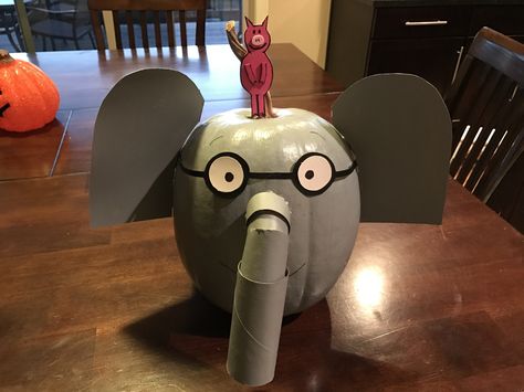 Elephant and Piggy pumpkin Elephant And Piggy Pumpkin, Elephant Pumpkin Ideas, Elephant And Piggie Pumpkins, Piggy Pumpkin, Elephant And Piggy, Elephant Pumpkin, Piggie And Elephant, Book Character Pumpkins, Elephant And Piggie