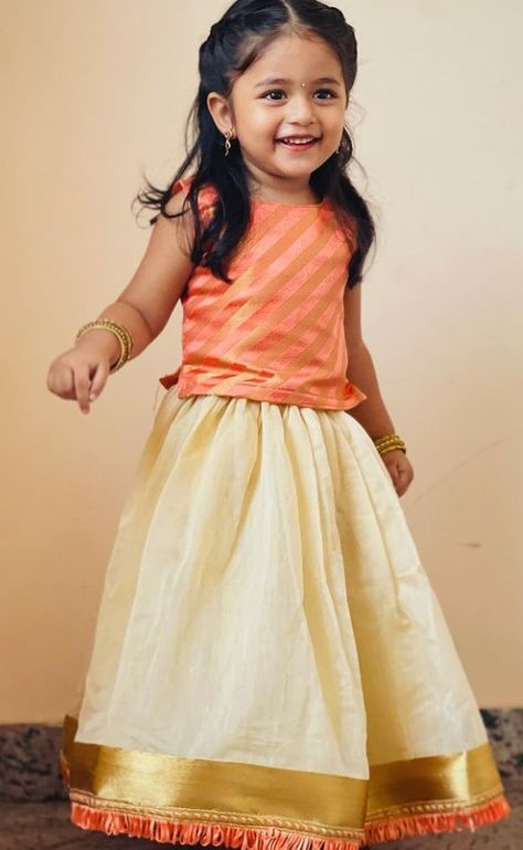 Kids Designer Outfits, Kerala Dress, Langa Blouse, Onam Outfits, Family Dress, Newborn Baby Dresses, Simple Kurti, Frock Designs