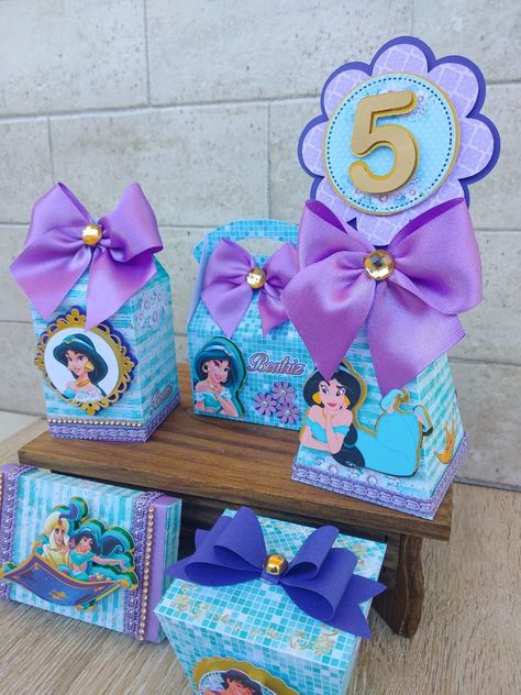 Princess Jasmine Party, Aladdin Birthday Party, Aladdin Party, Princess Jasmine Birthday, Jasmine Party, Jasmine Birthday, Gift Boxes Decoration, 1st Birthday Party Themes, Pastel Candy