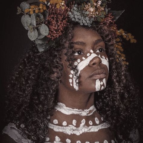 Aboriginal girl ig : bullam_art White Cockatoo, Australian People, Floral Headdress, Aboriginal Culture, Indigenous Culture, National Portrait Gallery, Studio Shoot, Portrait Gallery, Natural Style