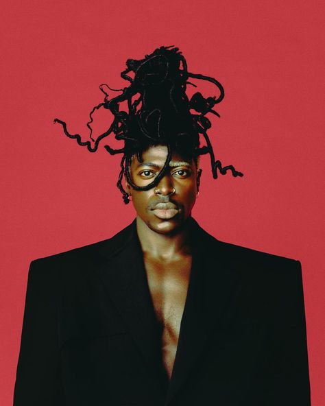 Danny Kasirye on Instagram: “The insanely talented @moses for @wonderland winter cover Introduction by #MichaelaCoel Photography by @dannykasirye Styled by @toniblaze…” Fashion Photoshoot Studio, Moses Sumney, Crocodile Eyes, Michaela Coel, Bald Black Man, High Fashion Photoshoot, Vogue Magazine Covers, Candy Hair, Photoshoot Studio