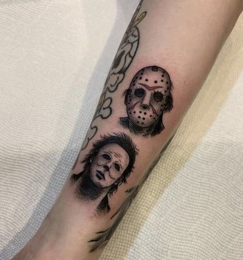 Horror Icons Tattoo, Horror Tattoos Simple, Billy Saw Tattoo, Horror Patchwork Tattoo, Dark Horror Tattoo Designs, Small Horror Tattoo Ideas, Horror Film Tattoo, Jason Vorhees Tattoo, Horror Tattoo Designs