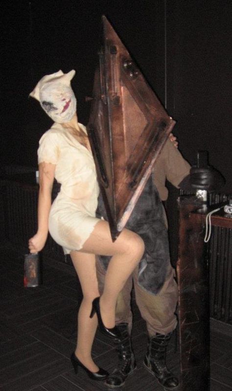 Silent Hill costumes - Pyramide Head and Nurse Silent Hill Couple Costume, Nurse From Silent Hill Costume, Bubblehead Nurse Silent Hill, Silent Hill Nurse Aesthetic, Silent Hill Mannequin, Silent Hill Costume Pyramid Head, Silent Hill Nurse And Pyramid Head, Silent Hill 2 Nurse, Silent Hill Pyramid Head Cosplay