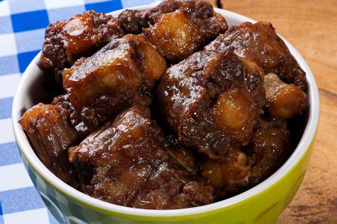 Easy Instant Pot Oxtail - A Pressure Cooker Kitchen Oxtail In Instant Pot, Braised Oxtail Recipes Instant Pot, Beef Oxtail Recipes Instant Pot, Instant Pot Oxtail Recipes Easy, Instapot Oxtail, Oxtail Recipes Southern Instant Pot, Oxtail Instant Pot Recipe, Oxtails In Instant Pot, Instant Pot Oxtail Recipes