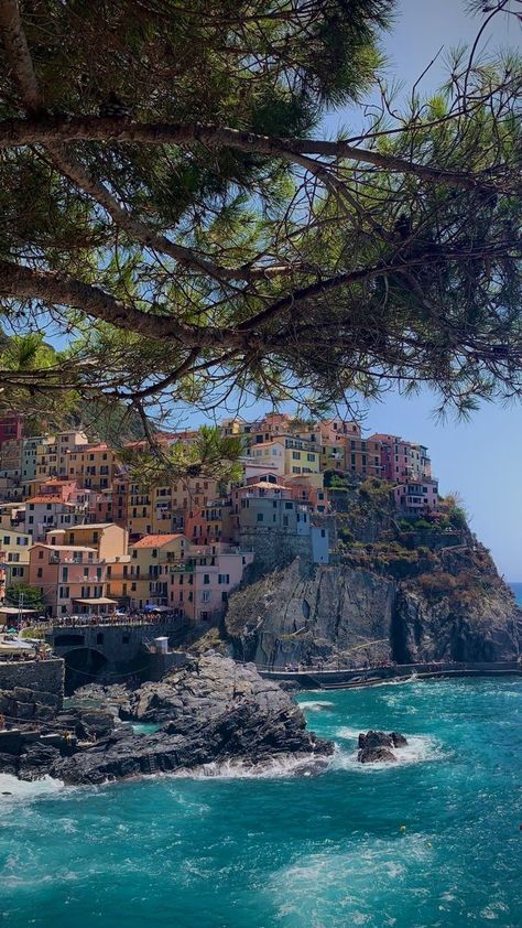 Travel Aesthetic | Best tours Whats Wallpaper, Italy Vibes, Italy Summer, Italy Aesthetic, Pretty Landscapes, Dream Travel Destinations, Dream Holiday, City Aesthetic, Beautiful Places To Travel