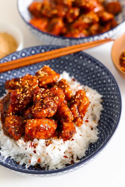 Gochujang Recipe Chicken, Gochujang Chicken, Dinners To Make, Yummy Comfort Food, The Chicken, Try Something New, Korean Food, Asian Recipes, Food Art