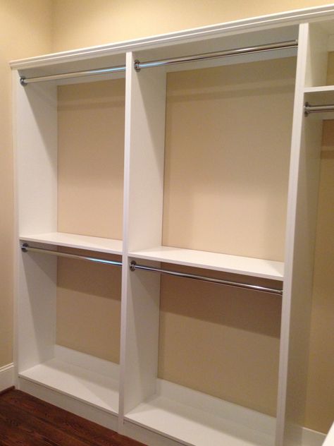 Hanged Clothes, Clothes Closet Design, Bathroom Closet Remodel, Closet Planning, Closet Shelf, Walking Closet, Walk In Closet Design, Closet Renovation, Closet Drawers