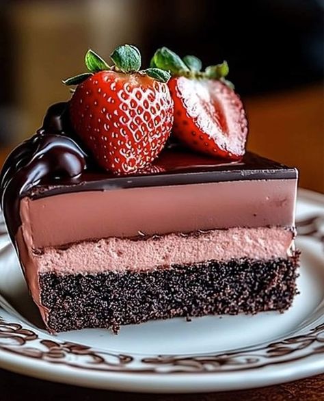 Super old recipes 😋 | 🍫🍓 Chocolate Dipped Strawberry Mousse Cake 🍓🍫 | Facebook Strawberry Mousse Cake, Chocolate Espresso Cake, Cake With Strawberry, Chocolate Strawberry Cake, Strawberry Mousse, Recipes Chocolate, Rich Chocolate Cake, Chocolate Dipped Strawberries, Chocolate Espresso