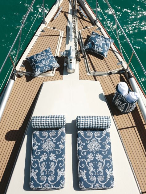 Boat Interior Design, Sailboat Interior, Yacht Interior Design, Sailboat Living, Sail Life, Outdoor Loungers, Build Your Own Boat, Boat Decor, Outdoor Fabrics