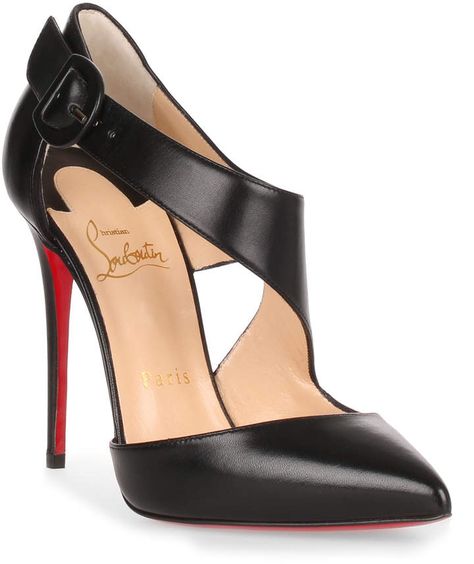 Much More on the Website!  Christian Louboutin Sharpeta 100 black nappa leather pump  #shoes #highheels #fashion2018 Christian Louboutin Outfits, Brian Atwood Heels, Jimmy Choo Heels, Louboutin Heels, Christian Louboutin Heels, Fabulous Shoes, Fashion Heels, Pretty Shoes, Shoe Obsession