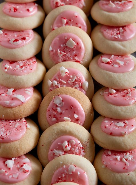 Peppermint Meltaways, Peppermint Dessert, Cocoa Cake, Homemade Cookie, Twix Cookies, Christmas Cookies Easy, Peppermint Cookies, Perfect Cookie, Chocolate Peppermint