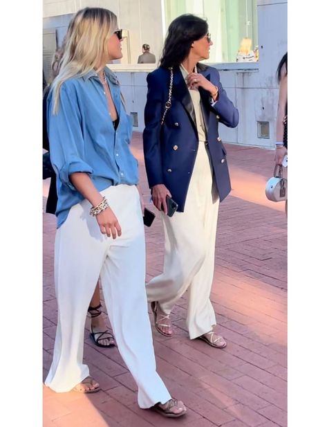 French Vogue Editors Style, Editor Outfit, French Summer Outfits, Emmanuelle Alt Style, French Outfits, Riviera Chic, French Riviera Style, Simple Work Outfits, Parisian Outfit