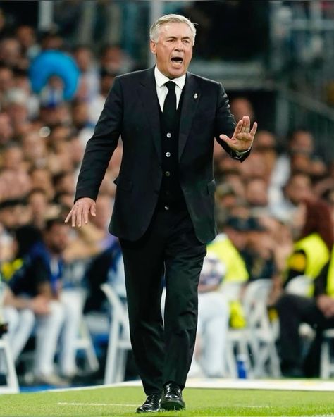 #carlo #ancelotti #realmadrid #halamadrid #matchday #coach Carlo Ancelotti, José Mourinho, Real Madrid, Madrid, Football, American Football