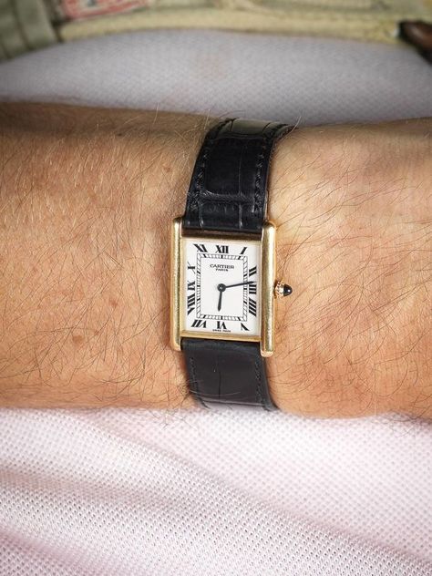 Cartier Tank Louis 1600B 18kt gold manual winding - WRIST ICONS Cartier Tank Louis, Watches Cartier, Cartier Vintage, Best Looking Watches, Mens Dress Watches, Beaded Crown, Tank Watch, Vintage Tank, Cartier Tank