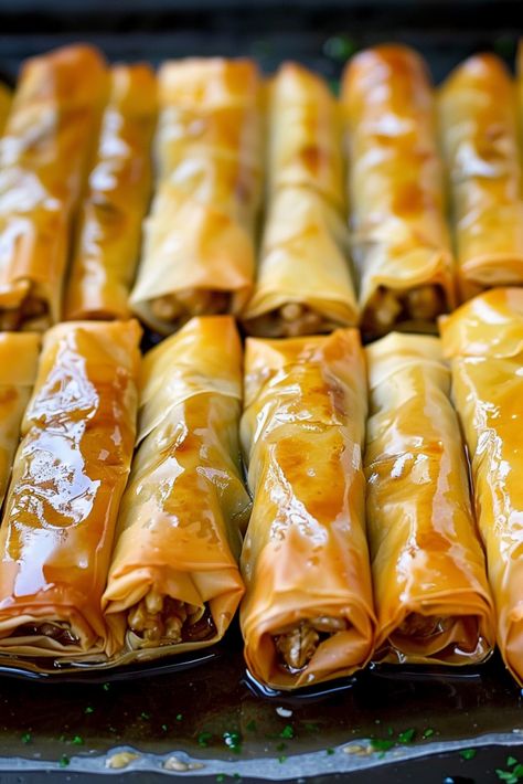 Baklava Pie, Baklava Recipes, Baklava Rolls, Homemade Baklava, Turkish Recipes Desserts, Camping Desserts, Baklava Recipe, Homemade Syrup, Elegant Desserts