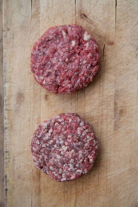 Beef Burger Patty Recipe, Best Burger Patty Recipe, Beef Burger Recipe, Homemade Beef Burgers, Making Burger Patties, Burger Homemade, Easy Homemade Burgers, Burger Patty Recipe, Best Homemade Burgers