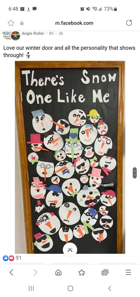 Winter Door Decorations Classroom, Snowman Bulletin Board, Winter Theme Preschool, Prek Crafts, Diy Bulletin Board, Preschool Boards, January Bulletin Boards, Winter Bulletin, Preschool Decor