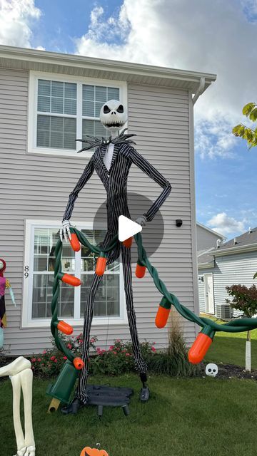 Diy Giant Christmas Lights, Jackolantern Skeleton, Giant Christmas Lights, Halloween String Lights, Halloween Porch, Nightmare Before Christmas, Halloween Diy, Jack O Lantern, String Lights