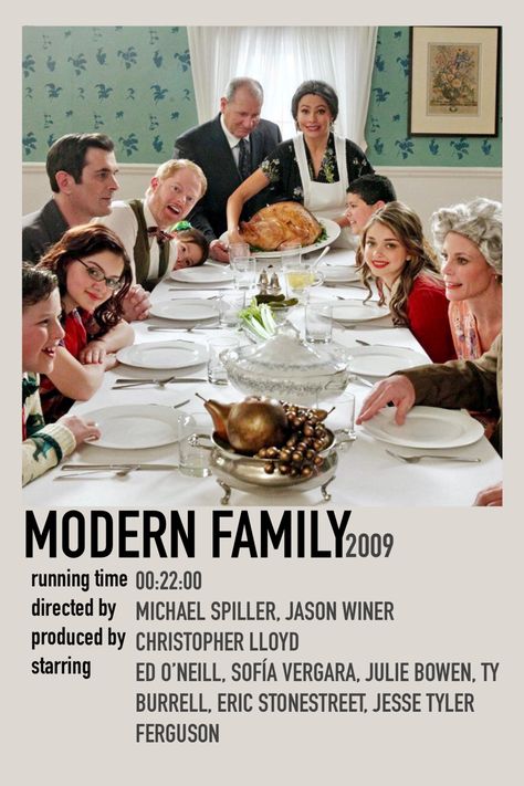 Modern Family Movie Poster, Modern Family Polaroid, Modern Family Poster, Family Polaroid, Family Movie Poster, Ed O Neill, Series Posters, Julie Bowen, Poster Aesthetic