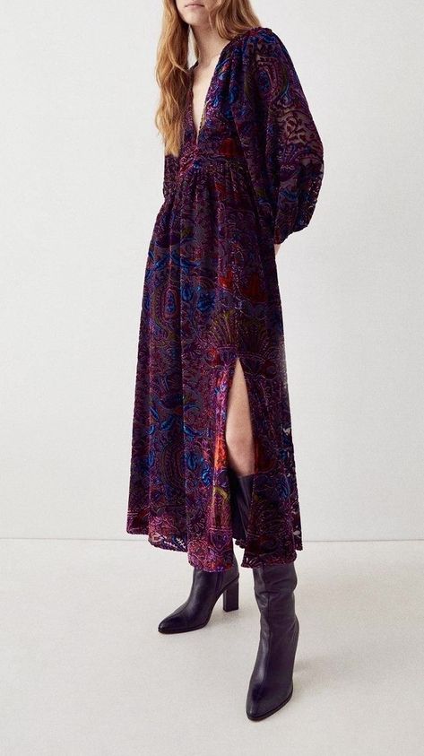 Sophisticated Bohemian Style, Glam Witch Aesthetic, Colorful Witchy Outfits, Purple Boho Outfit, Pisces Rising Style, Purple Boots Outfit, Witchy Fashion Modern Witch, Witch Clothing Aesthetic, Classy Edgy Outfits