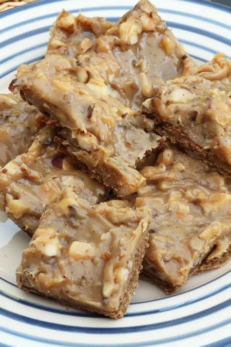 Search Results for “Chewy Nutty Squirrel Bars” – 99easyrecipes Bake Sale Recipes, Sweet Bar, Cake Bars, S'mores, Köstliche Desserts, Candy Bars, Sweets Desserts, Sweet And Salty, Candy Recipes