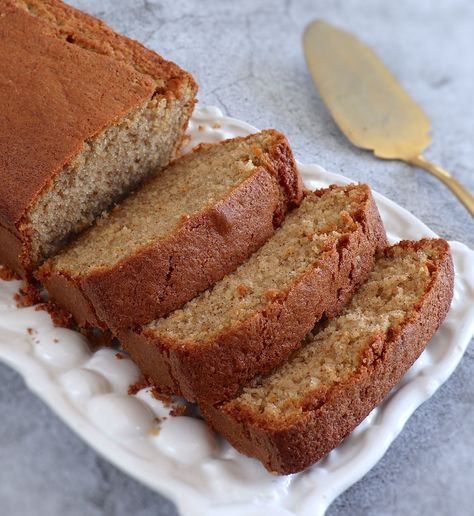 Orange cinnamon cake | Food From Portugal Cinnamon Cake Recipe, Cinnamon Cake Recipes, Cake Receipe, Orange Pound Cake, Citrus Recipes, Cake Mixes, Cinnamon Cake, Breakfast Smoothie Recipes, Bagel Recipe