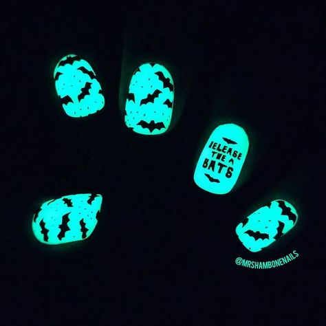 Stephanie on Instagram: "Glow in the dark bats! These were really fun to do and this Popparazzi glow in the dark polish has such a good glow! I did use three coats of it to get this good of a glow though just FYI. 😂 I used a white base color, then three coats of glow in the dark polish and stamped my design in black. Products used: @orly White Tips, Glosser @cvs_beauty Popparazzi- Glow in the Dark Black stamping polish #halloweennails #halloweenmakeup #halloweennailart #cvsbeauty #orly #batna Glow In The Dark Halloween Nails, Nails Glow In The Dark, Halloween Beach, Bat Nails, Cruise Nails, Dark Nail, White Tips, Beach Cruise, White Tip