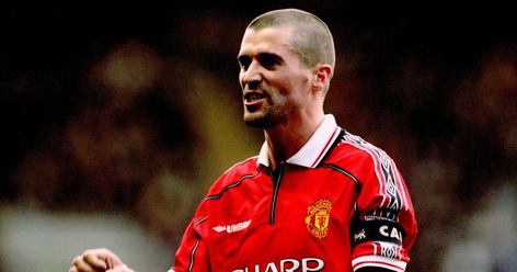 Roy Keane really hates losing. The post Throwback: Roy Keane furiously storms off after losing Man Utd quiz appeared first on Planet Football. Roy Kent And Keeley, Roy Keane Wallpaper, Kendall Roy Quotes, Team Kendall Roy, Roy Keane Tackle, Football Analysis, Roy Keane, Manchester United Team, Team Bonding