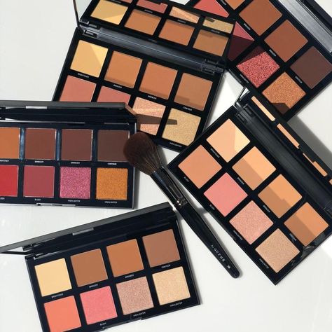 Morphe Face Palette Now Available in stock 🔥 Elevate your makeup game with Morphe versatile face palettes featuring matte brighteners, bronzers, blushes, and highlighters❤ Price on picture ✅ Inbox us / ORDER from website Get an extra discount with code: new10 https://lavishta.com/product-category/face/face-palette/?filter_brand=morphe Jaclyn Hill Eyeshadow Palette, Morphe Palette, Curling Mascara, Eye Brushes Set, Star Beauty, Lip Gloss Collection, Morphe Brushes, Face Palette, Lip Set