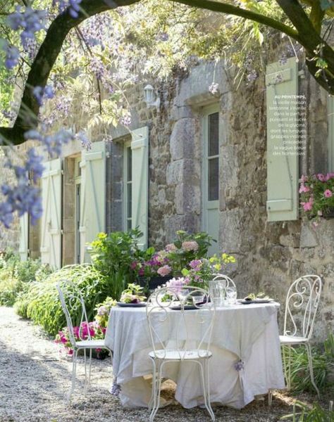 All Things Shabby and Beautiful: French Cottage, French Country Cottage, French Country House, French Country Style, Shabby Chic Homes, French Decor, Garden Cottage, French Country Decorating, Outdoor Rooms