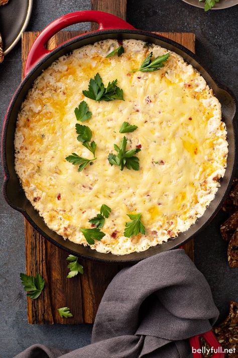 This recipe for Reuben Dip has all the flavors of the classic Reuben sandwich, including corned beef, sauerkraut, swiss cheese, and Thousand Island dressing, plus added creamed cheese, then converted into a hot dip! It can be baked in the oven or made in the crock pot. It’s super easy to make and always a crowd pleaser! Rueben Dip, Hot Reuben Dip, Reuben Dip Recipe, Dip Cream Cheese, Turkey Reuben, Reuben Recipe, Reuben Sandwich Classic, Reuben Dip, Reuben Sandwich