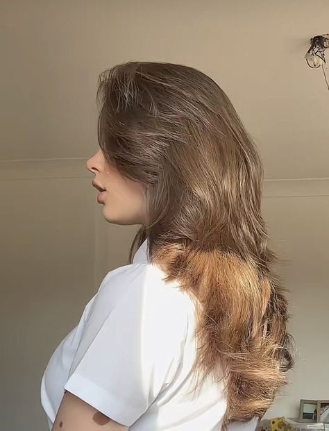 Tallulah Metcalfe Haircut, Tallulah Metcalfe Hair, Tallulah Metcalfe, Skulduggery Pleasant, Hairstyles For Layered Hair, Selfie Photography, Lust For Life, Curtain Bangs, Layered Hair