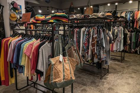 11 best vintage thrift stores in Seoul, South Korea - District Sixtyfive Where To Thrift, Skz Shifting, Seoul Shopping, Shopping In Seoul, Korean Clothing Stores, Best Thrift Stores, Shifting Board, Korean Travel, Grad Trip