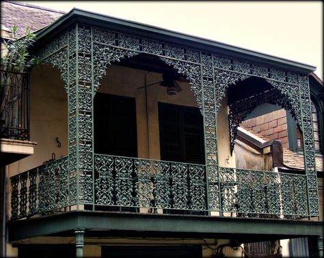 New Orleans balcony New Orleans Balcony, Mezzanine Balcony, Terrace Room, Iron Pergola, Types Of Architecture, Architecture Board, Victorian Terrace, Guest Cottage, Iron Work