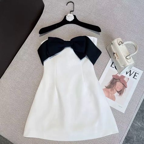 White And Black Bow Dress . Condition Is New With Tags. Shipped With Usps Priority Mail. Strapless Short Dress, Short Dress Women, Hot Prom Dress, Strapless Dresses Short, White Homecoming Dresses, Grad Dresses, Black Prom Dresses, Polyester Dress, Prom Dresses Blue