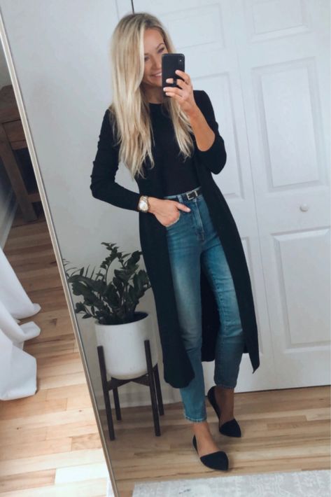 Long Black Cardigan Outfit, Cardigan Outfit Work, Casual Outfits Business, Duster Cardigan Outfit, Casual Friday Work Outfits, Black Cardigan Outfit, Friday Outfit For Work, Casual Friday Outfit, Jeans Outfit For Work