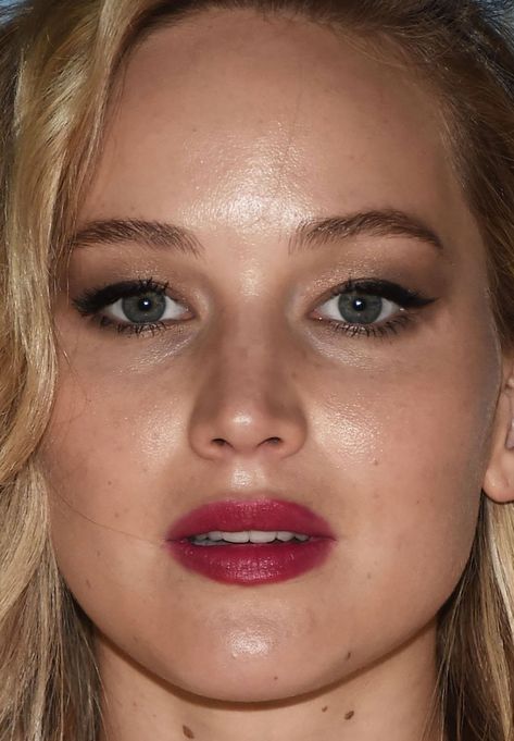 Celeb Makeup, Jennifer Laurence, Lawrence Photos, Hair Aesthetics, Jennifer Lawrence Photos, 20 Makeup, Jennifer Lawrence Pics, Skin Goals, Celebrity Makeup Looks