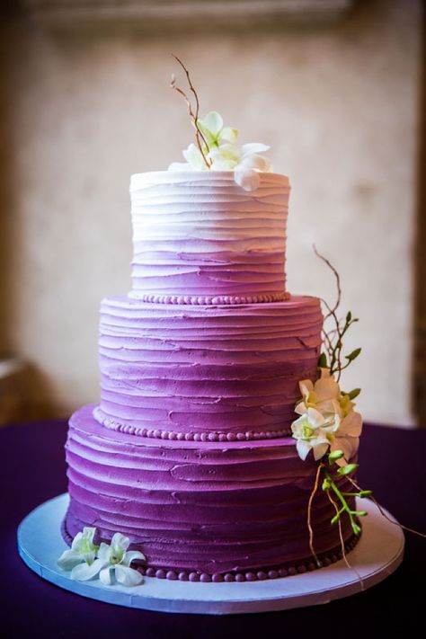 Three Tier Purple Ombre Cake Photographer - Artessa Photography - artessaphotography.net Read More: www.acoloradomountainwedding.com/2016/02/black-tie-burmese-mountain-wedding/ Purple Ombre Wedding Cake, Purple Tiered Cake, Wedding Cake Purple Ombre, Purple Ombre Cake, Ombre Cakes, Lavender Wedding Cake, Purple Wedding Cake, Inside Cake, Wedding Cake Ombre