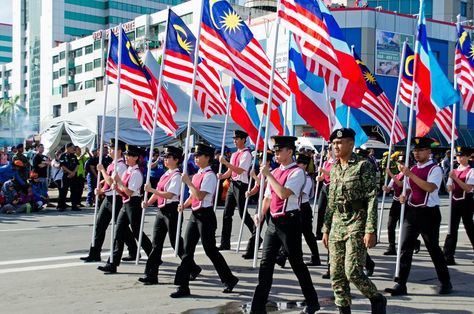 Malaysia's Independence Day (Hari Merdeka) Is a Patriotic Holiday Malaysia National Day, Kuala Lumpur Travel, Malaysian Airlines, Singapore Flag, Malaysia Flag, Japan Flag, Malaysia Airlines, Kuching, Singapore Airlines