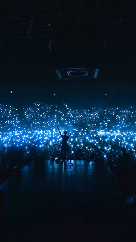 Blue Singer Aesthetic, Blue Rock Aesthetic, Blue Concert Aesthetic, Tidal Waves, Blue Music, Minimalist Music, Concert Aesthetic, Tidal Wave, Blues Music