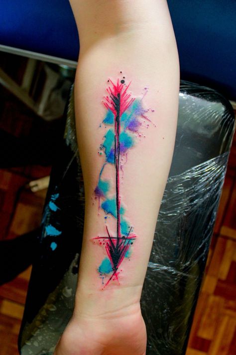 Colon Tattoos, Arrowhead Tattoo, Arrow Tat, Arrow Through Heart, Watercolor Arrow Tattoo, Colon Tattoo, Watercolor Tattoo Ideas, Small Arrow Tattoos, Artsy Tattoos