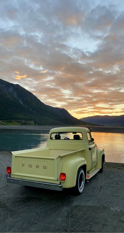 Truck Wallpaper Iphone, 1956 Ford F100, Old American Cars, Old Vintage Cars, Old Pickup Trucks, Ford F100, Car Trailer, Classy Cars, Pretty Cars