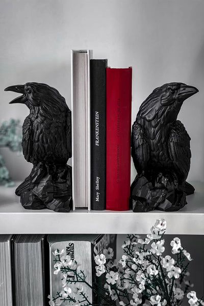 Dark Bookshelf Styling, Tower Library, Gothic Apartment Decor, Dark Bookshelves, Meditation Nook, Library Nook, Spooky Chic, Library Bedroom, Black Houses