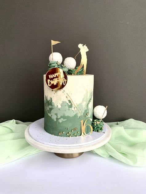 21st Birthday Golf Cake, Birthday Cake Golf Theme, Sports Themed Cakes For Men, Golf Cakes For Men, Golf Cakes For Men Birthdays, Golf Cake Ideas, Golf Birthday Cake, Golf Themed Cakes, Golf Cupcakes